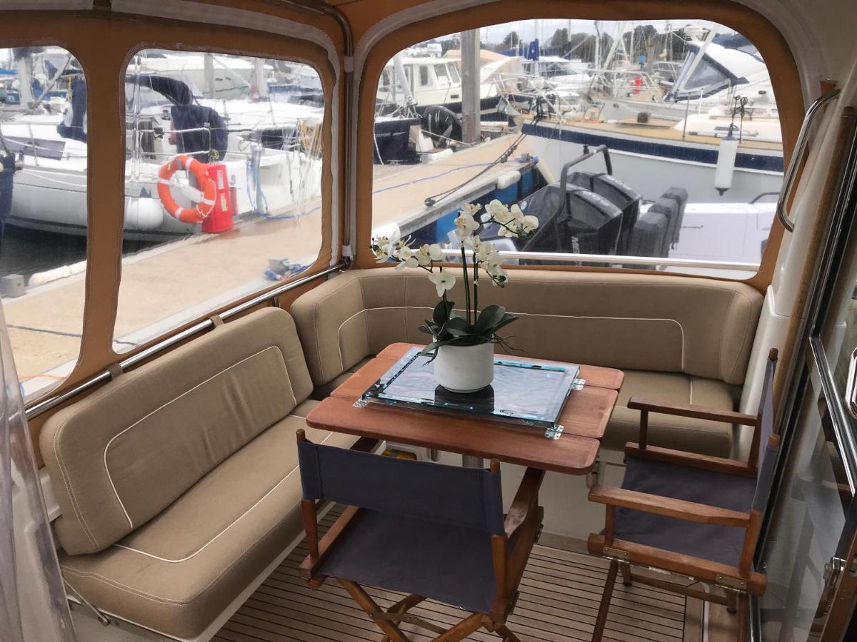 Adelphi B A Delightful 6 Berth Boat Hotel Lymington Exterior foto